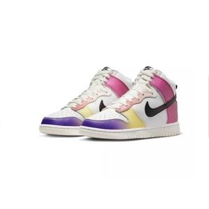 New in box Nike Dunk High Women’s Size 7! Must see, so colorful!